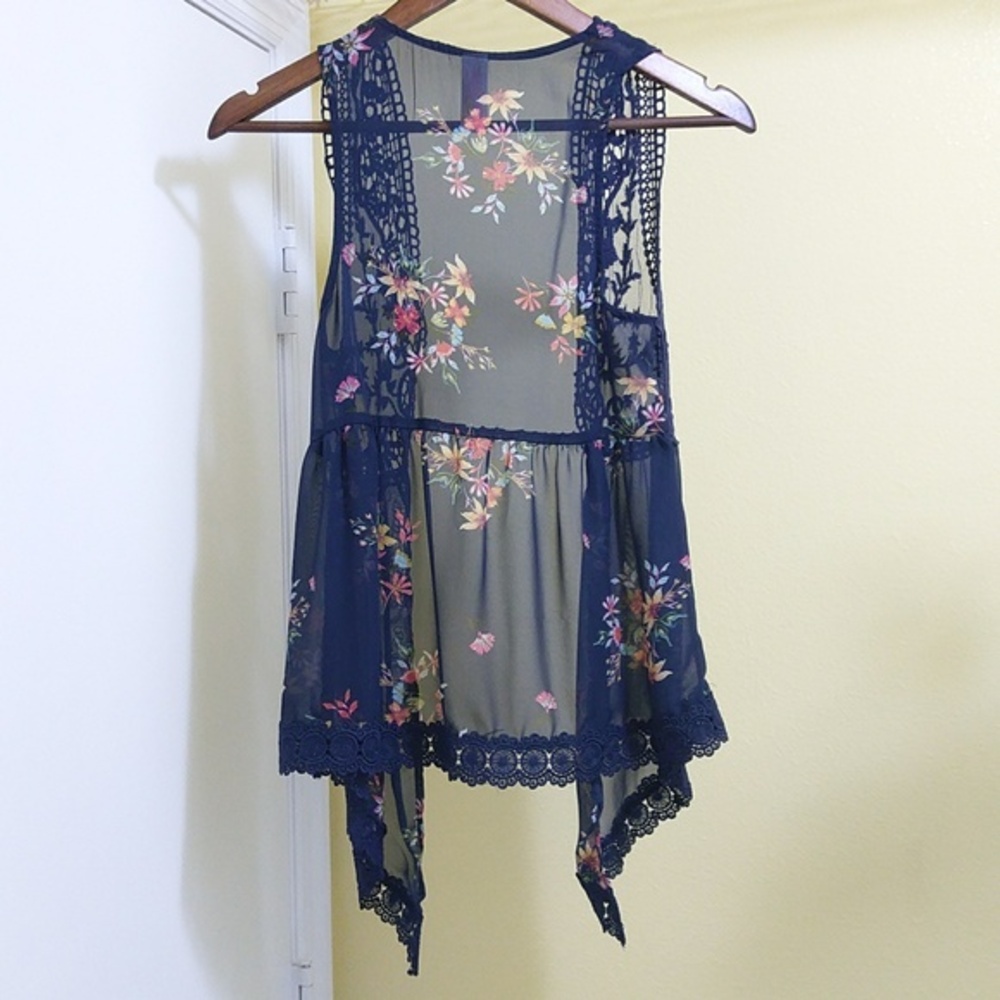 2 Floral Chiffon Crochet Lace Open-Front Vests - Sz XS‎ - Picture 7 of 9